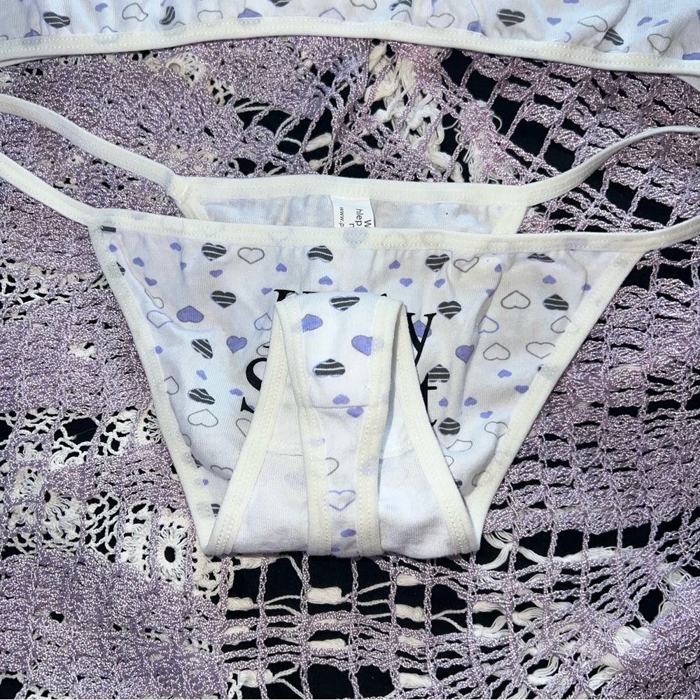 Praying 2 Piece Set - Picture 16 of 16